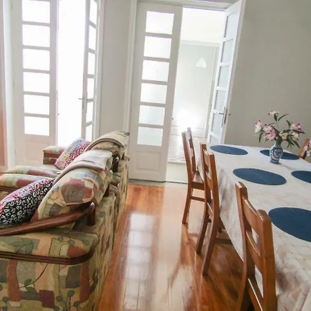 Guest house Blue Wolf 2 *